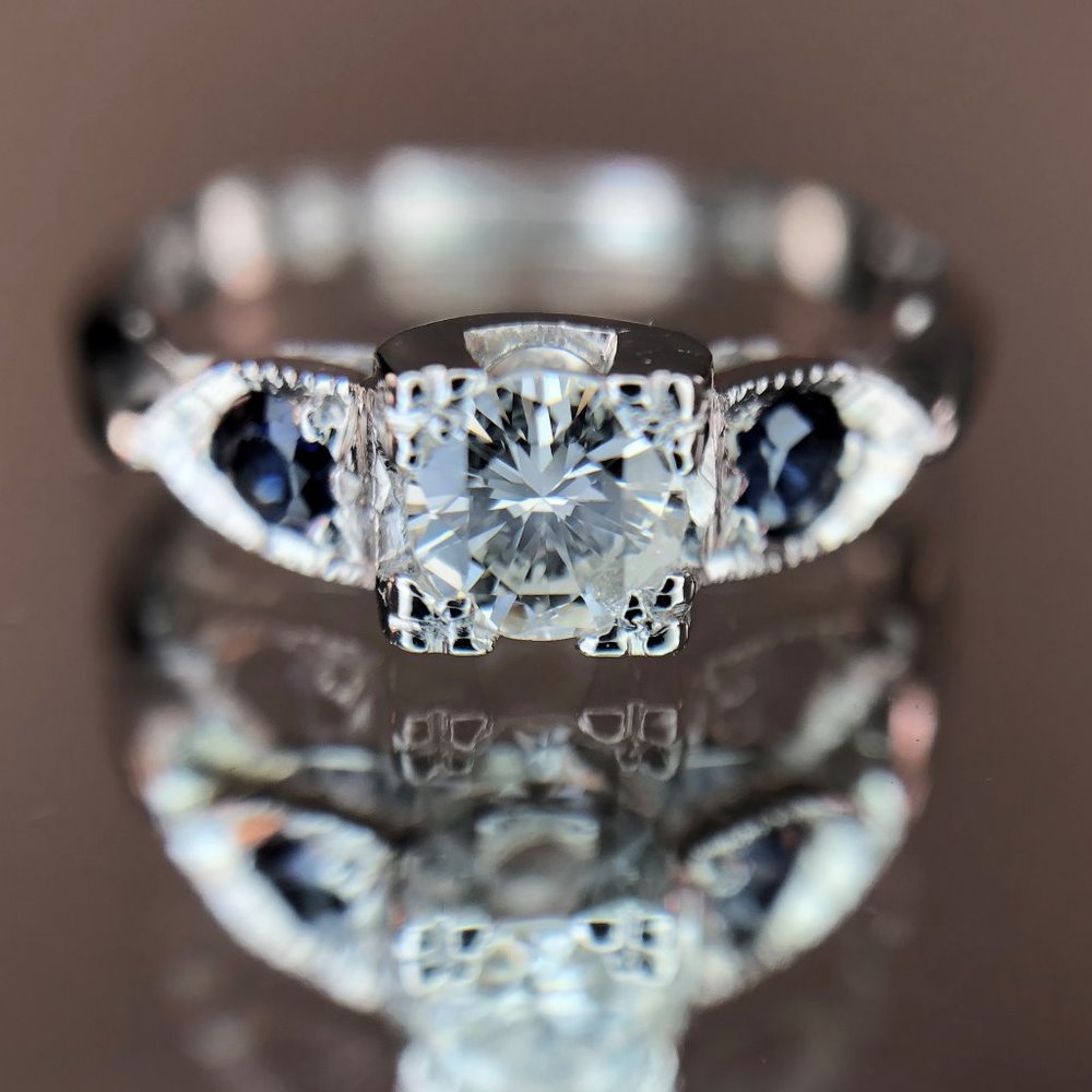 Vintage Platinum 0.25 ct Diamond & Sapphire Ring